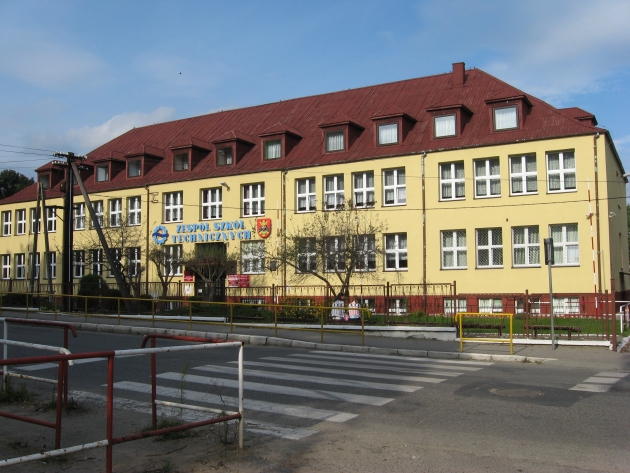 Zdjęcie ilustracyjne: Budynek ZST w Lipnie