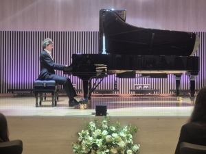 Rafał Blechacz - wybitny polski pianista podczas koncertu w sali koncertowej PSM I St. w Lipnie