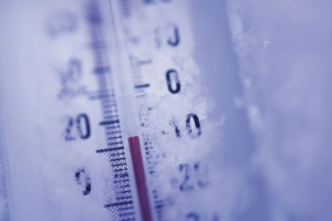 Zdjęcie ilustracyjne - termometr wskazujący ujemną temperaturę