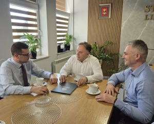 Starosta Lipnowski Krzysztof Baranowski oraz Wicestarosta Mariusz Linkowski gościli Wojewodę Kujawsko-Pomorskiego Michała Sztybla