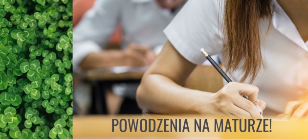 Grafika ilustracyjna. Osoba pisząca egzamin oraz napis POWODZENIA NA MATURZE