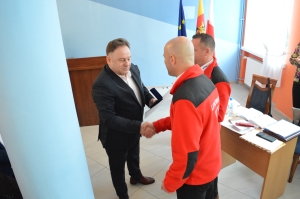 Wręczenie brązowego medalu za wieloletnią współpracę oraz zasługi dla bezpieczeństwa nad wodą