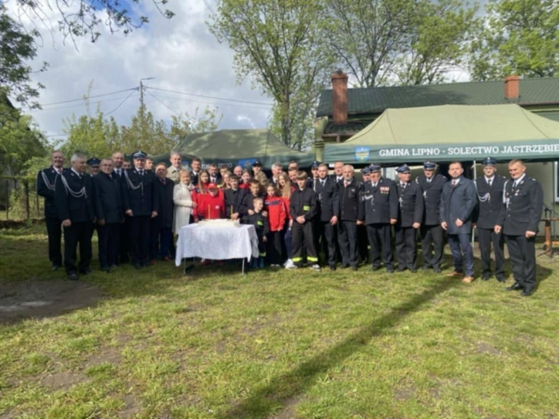 Zdjęcie pamiątkowe - 100 lecie OSP w Karnkowie 