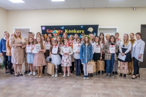 Uczestnicy Gminnego Konkursu Recytatorskiego Poezji Angielskiej &#039;&#039;I love reciting poems&#039;&#039;
