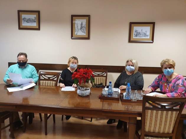 Powiat zakupił nowy sprzęt do placówek