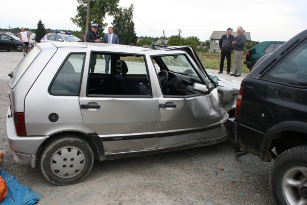 Był nietrzeźwy, bez uprawnień i spowodował wypadek