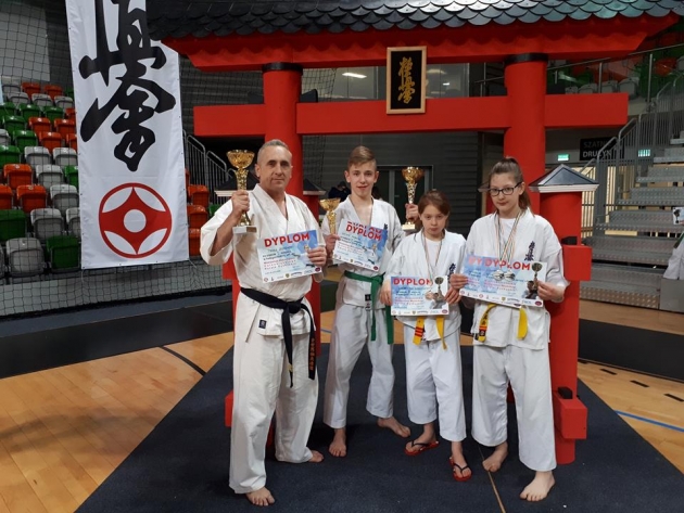 Zawodnicy Lipnowskiego Klubu Kyokushin Karate