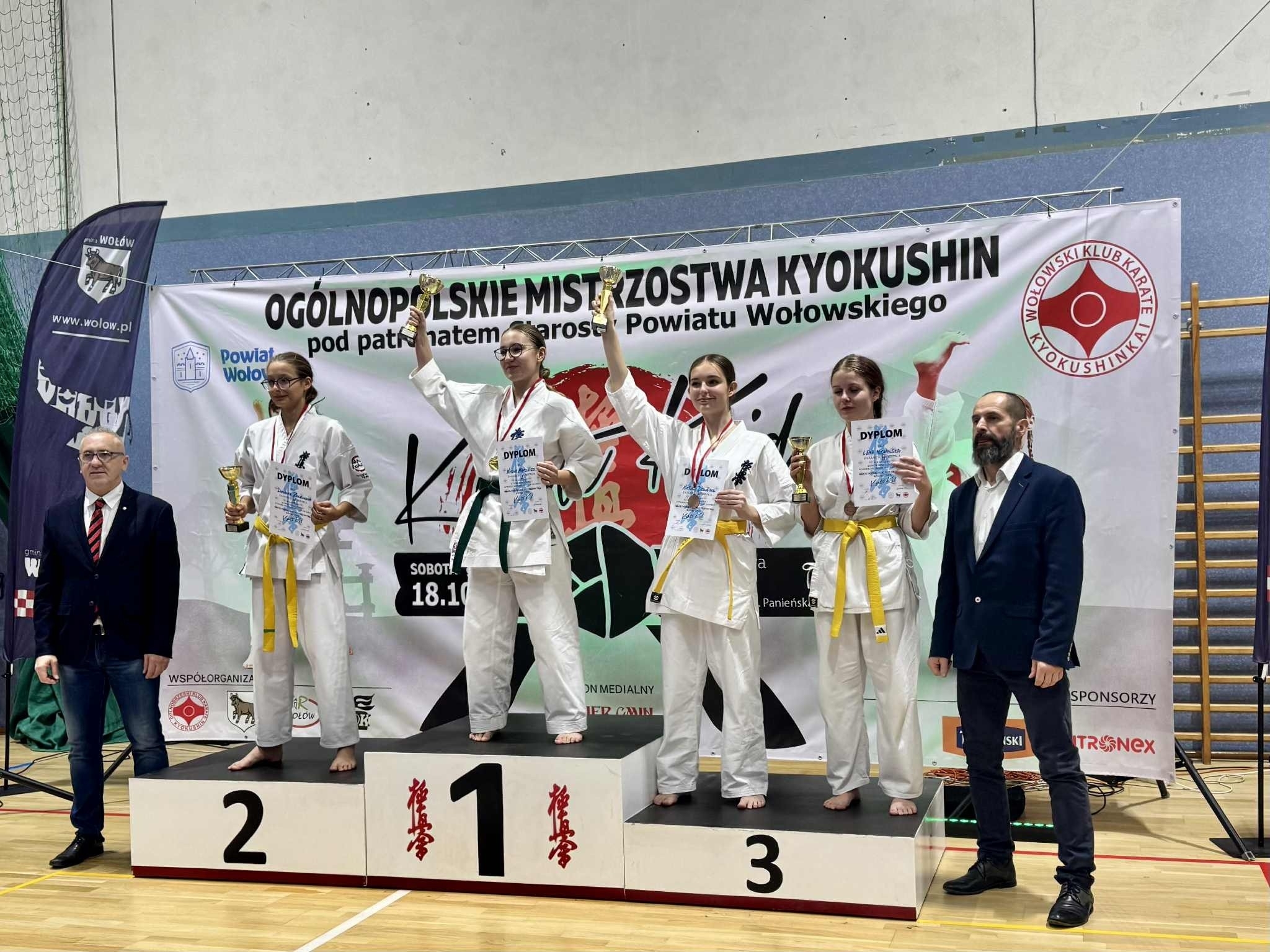 Wspaniały sukces zawodników Lipnowskiego Klubu Kyokushin Karate – Boxing Team Lipno w Wołowie Wspaniały sukces zawodników Lipnowskiego Klubu Kyokushin Karate – Boxing Team Lipno w Wołowie