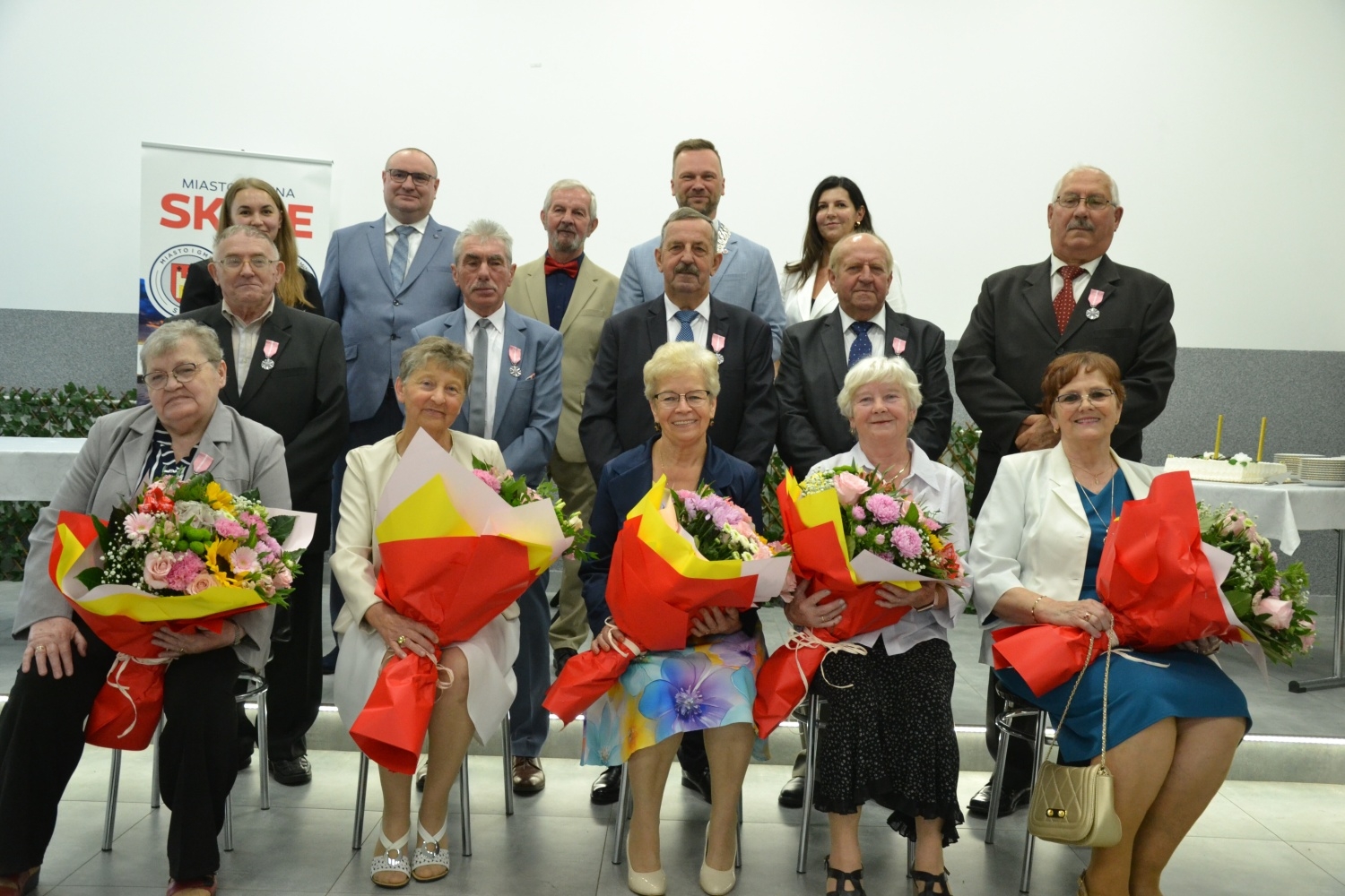 Do życzeń dla dostojnych jubilatów w Skępem dołączyły się władze Powiatu Lipnowskiego! Do życzeń dla dostojnych jubilatów w Skępem dołączyły się władze Powiatu Lipnowskiego!